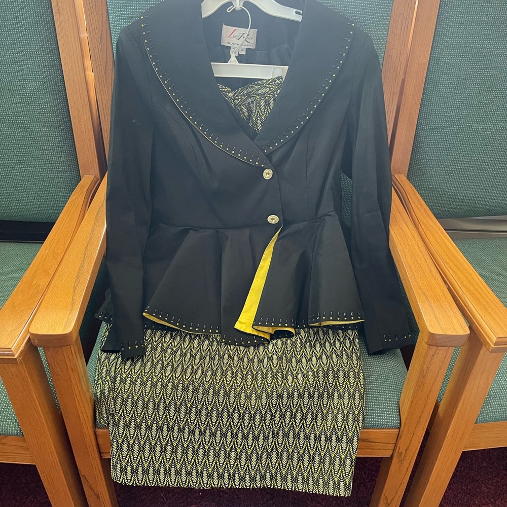 Women’s Suit